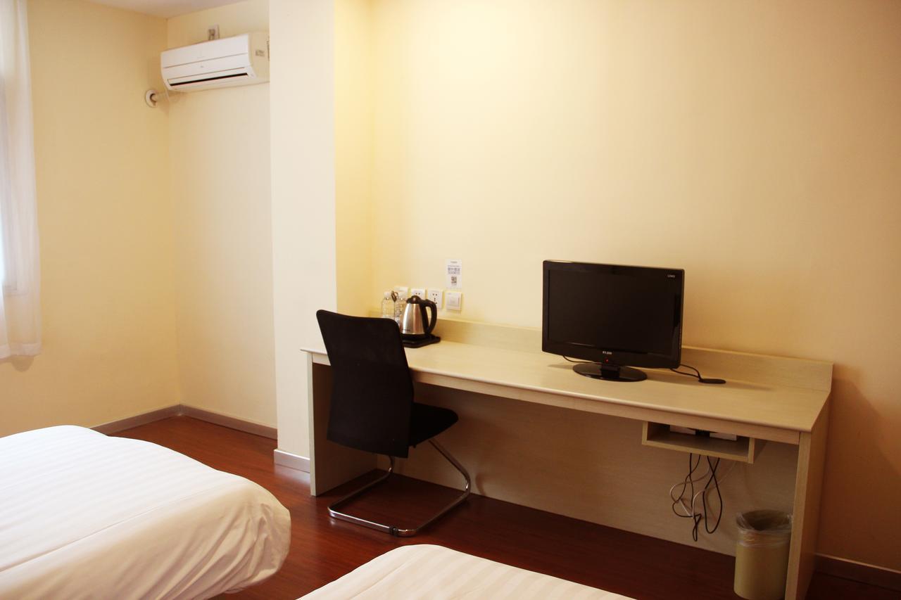 Hanting Hotel Shenyang Sujiatun Railway Station Rum bild