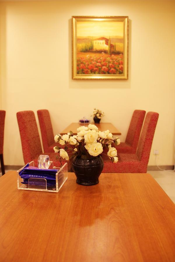 Hanting Hotel Shenyang Sujiatun Railway Station Rum bild